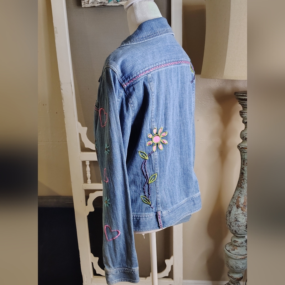 Christopher and Banks Y2K Flower Embroidered Denim Jacket Size M Cottage Preppy - Picture 5 of 9